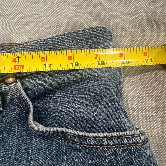 Men's Wrangler Straight Leg Blue Jeans Size 40x30 - Picture 4 of 6